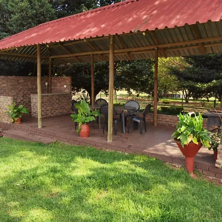 Lunford Garden Cottage Rayton Exterior photo