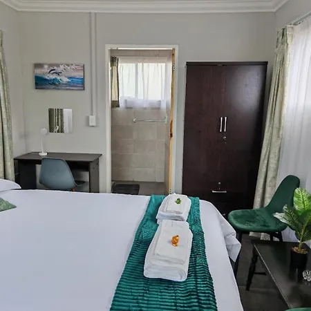 Lunford Garden Cottage Rayton Room photo