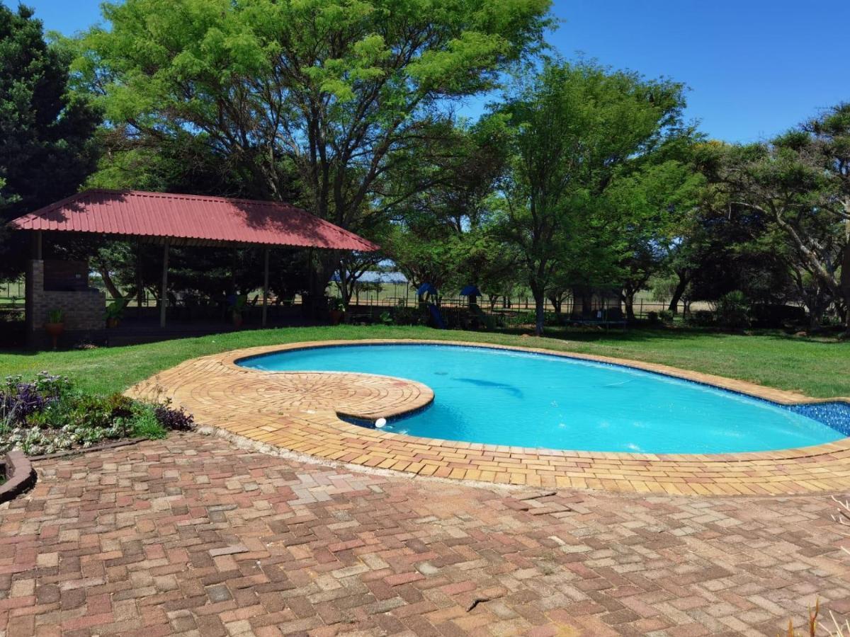 Lunford Garden * Rayton